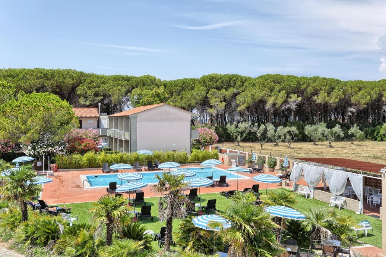 Oleandri Suite Hotel Vada Luaran gambar