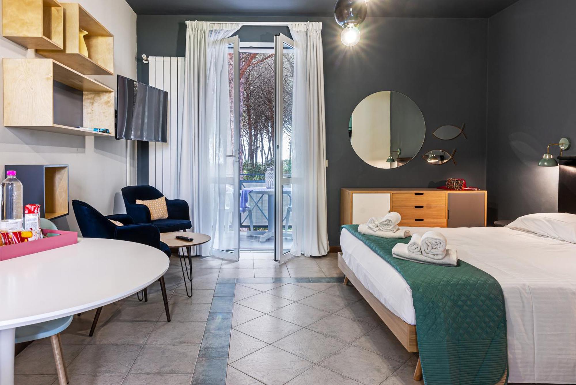 Oleandri Suite Hotel Vada Luaran gambar