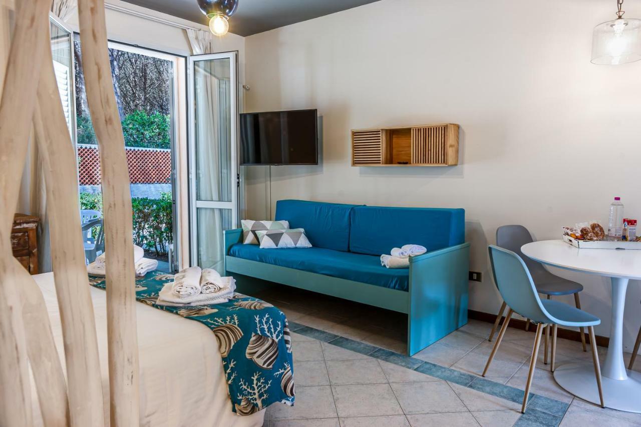 Oleandri Suite Hotel Vada Luaran gambar