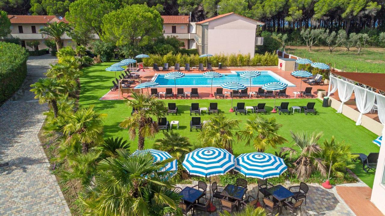 Oleandri Suite Hotel Vada Luaran gambar